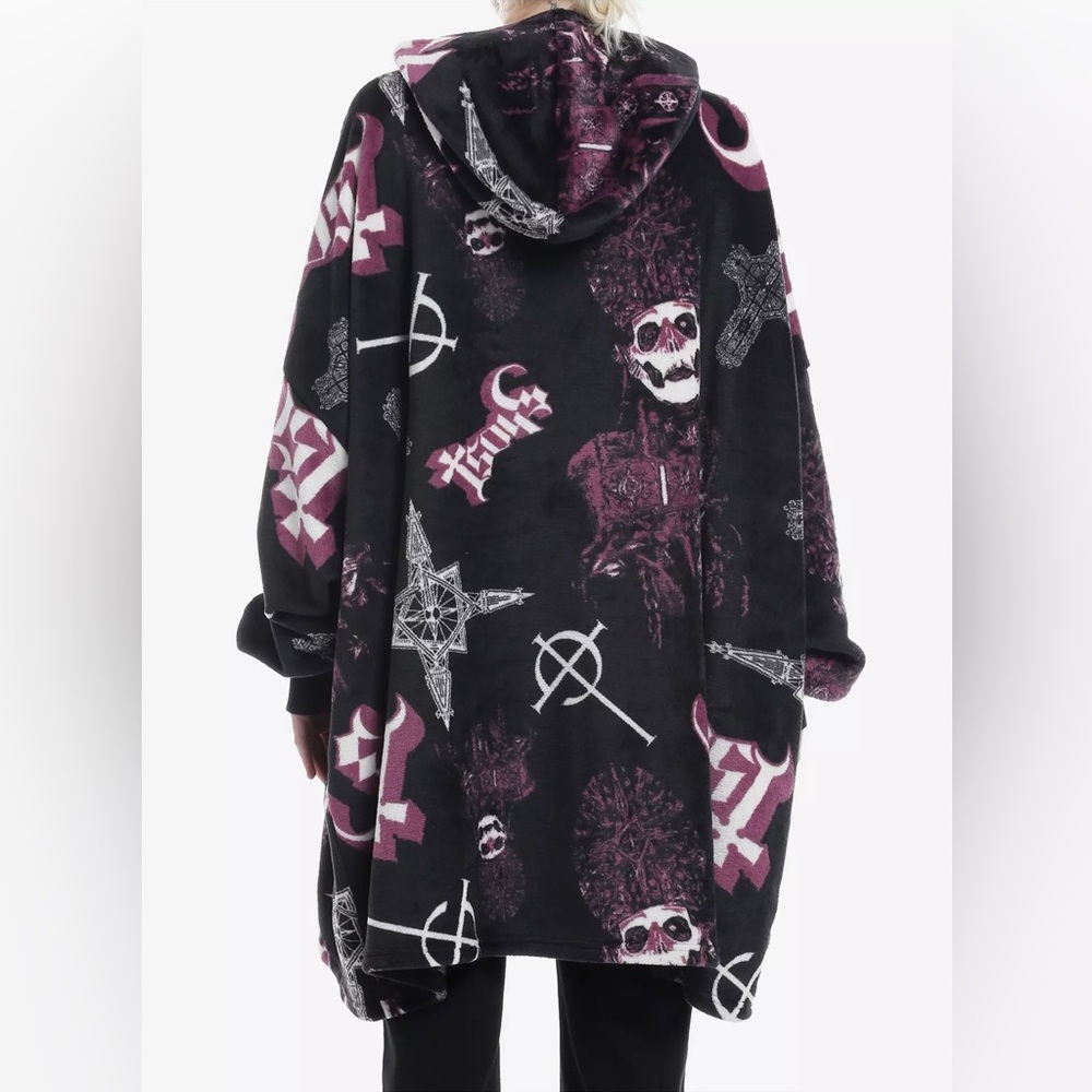 Ghost Icons‎ Fuzzy Oversized Hoodie Hot Topic Papa Emeritus Nameless Ghoul - Picture 3 of 4